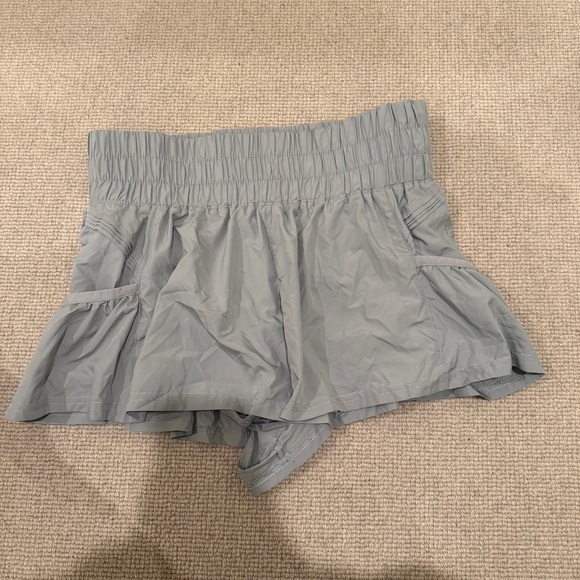 Free People Get Your Flirt On Shorts Grey - Picture 1 of 7